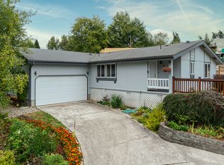 5033 Deception Cir, Oak Harbor, WA 98277