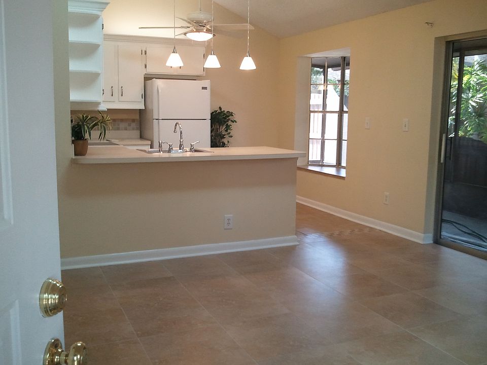 1st image of 3710 Farnham Ct