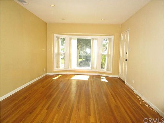 5th image of 5709 Eckleson St