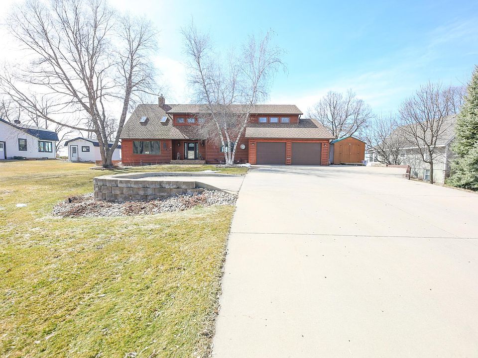 1st image of 2710 County Road 120 NE