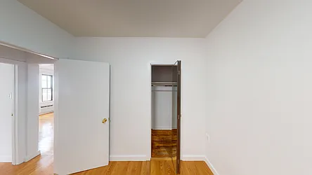 Sold by Thomas Lipovetsky, LREB