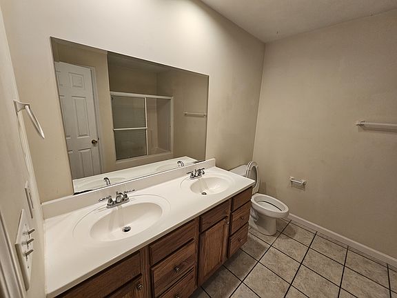 3rd image of 1107 Boskydell Rd #24