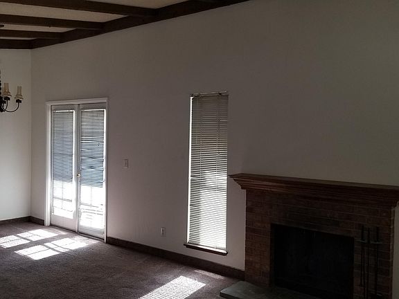 5th image of 6125 W Oakey Blvd
