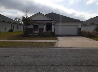9864 Sailor Dr, Jacksonville, FL 32244