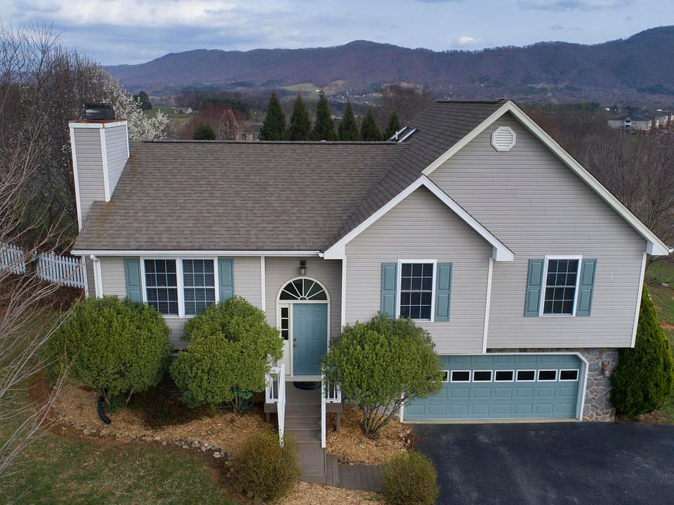 1st image of 4923 Orchard Park Dr