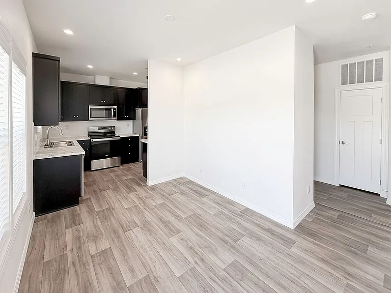 26452 N San Jacinto St — Photo 6