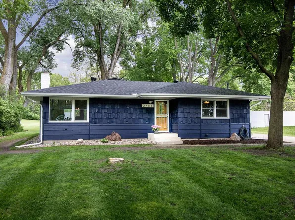 2486 Clarence St, Saint Paul, MN 55109