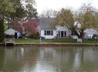 1 Terrace Rd, Hampton, VA 23661