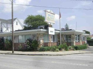 855 Newport Ave, Pawtucket, RI 02861