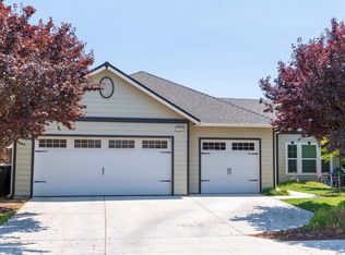 2584 N Western Ave, Fresno, CA