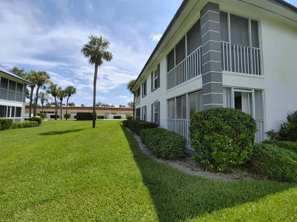 801 SE Central Pkwy APT 7, Stuart, FL 34994