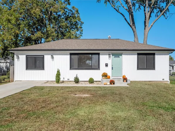 405 E Madison St, Millstadt, IL 62260