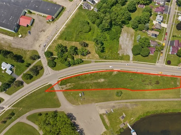 74 Water St #7, Mayville, NY 14757