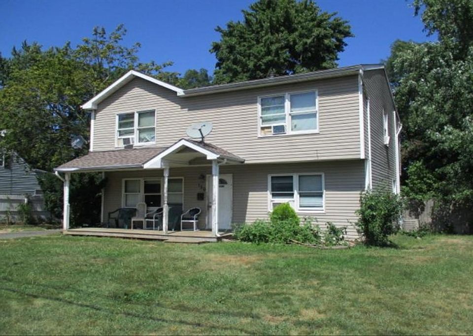 1st image of 150 Stanley Dr