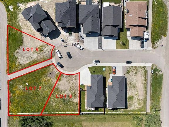 2nd image of 12 Country Meadows Way NW