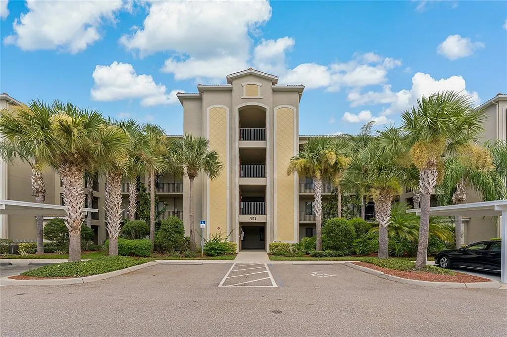 2 bed, 2.0 bath, 1156 sqft, $2,295 — Photo 1