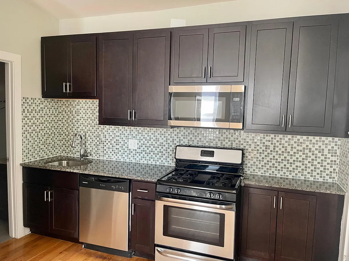 Building Photo - 2482 S Blue Island Ave #1F