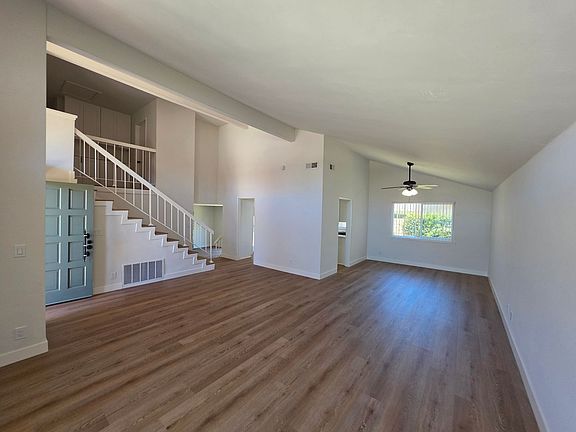 4th image of 8831 Sailport Dr