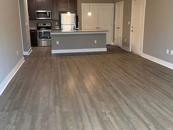4th image of 2940 Highway 31 W APT Q201