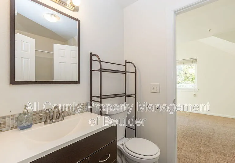 2317 Walnut St — Photo 22