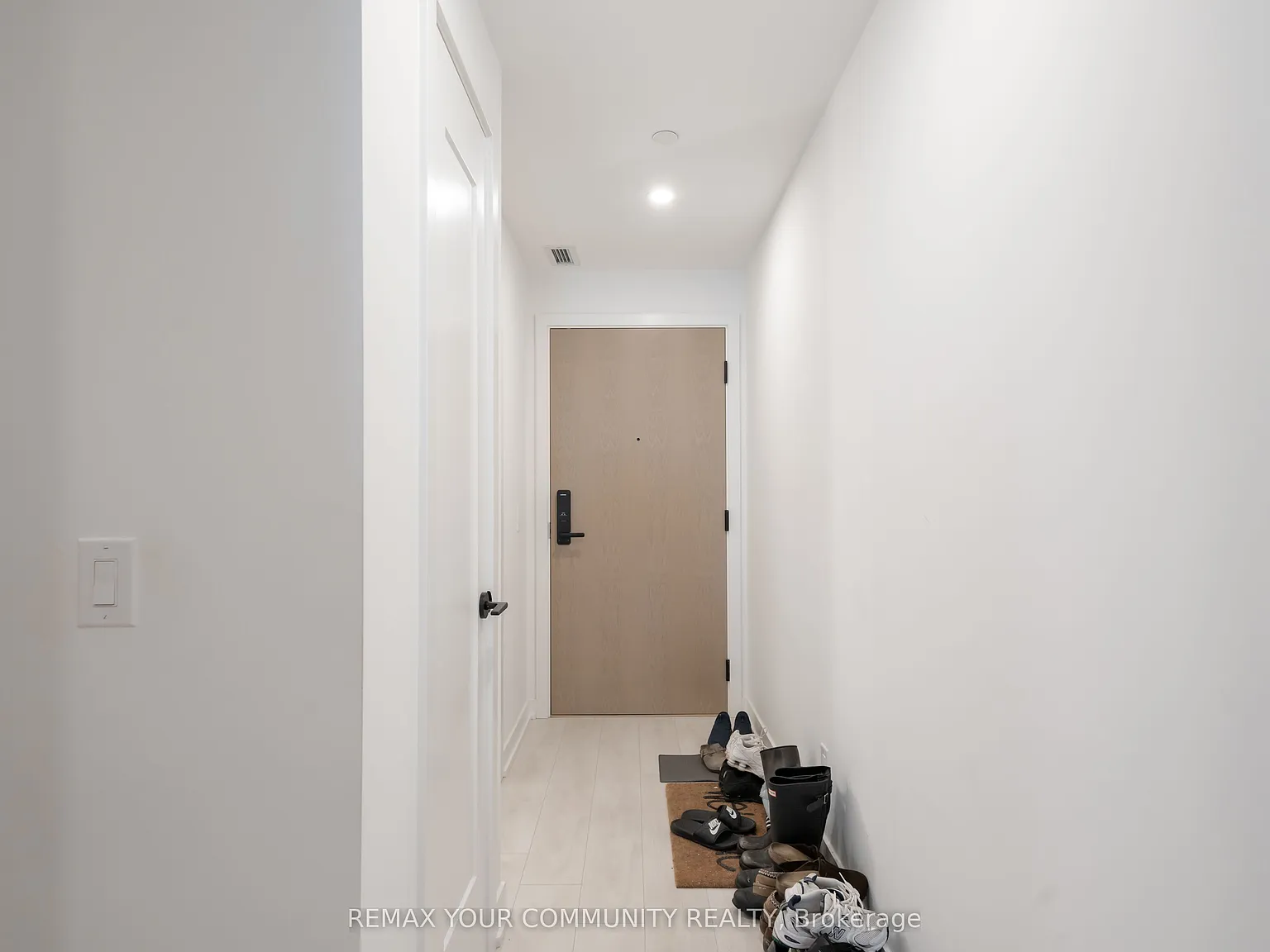 2 bed, $2,100 — Photo 3