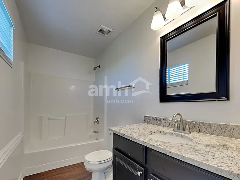 156 Haverstraw Pl — Photo 12
