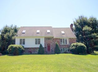 91 Sycamore St, Millbury, MA 01527