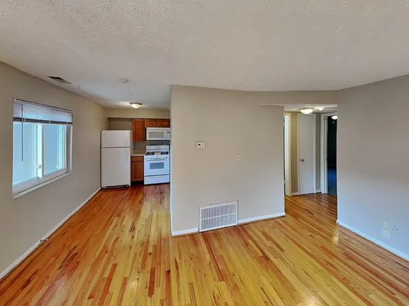 Hometeam Properties, 350 E 12th Ave #E1deea467, Columbus, OH 43201