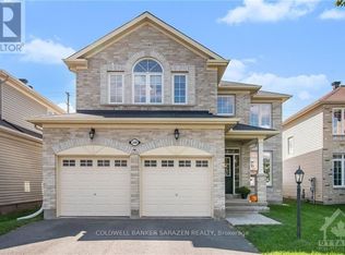 208 Kinloch Ct, Ottawa, ON K2J5S9