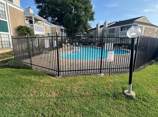 12660 Ashford Point Dr APT 212, Houston, TX 77082