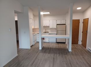 11044 SW Greenburg Rd APT 322, Tigard, OR 97223