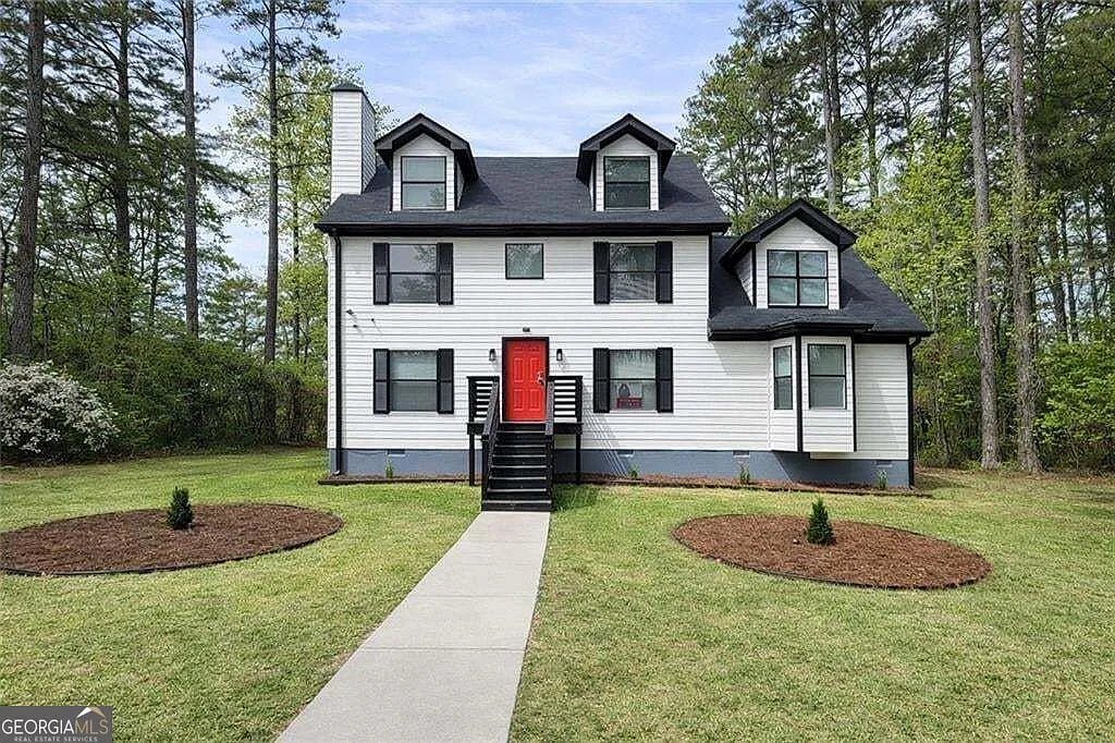 4 bed, 4.0 bath, 1879 sqft, $2,950 — Photo 2