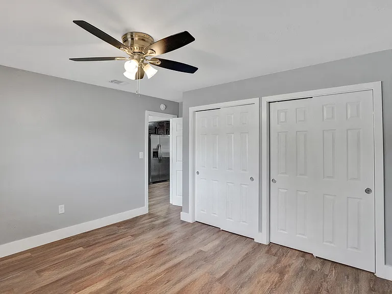 2145 NW 100th St — Photo 16