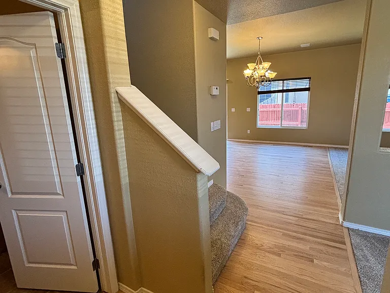 6594 Silverwind Cir — Photo 2