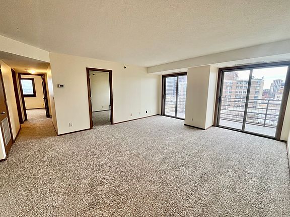 2nd image of 26 10th St W Unit 1311