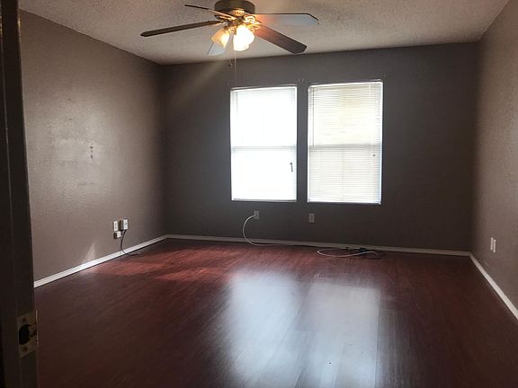 5th image of 810 Langford Dr