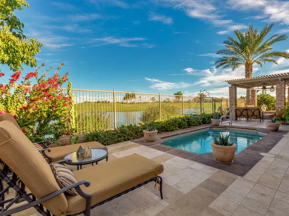 5099 S Peach Willow Ln, Gilbert, AZ 85298