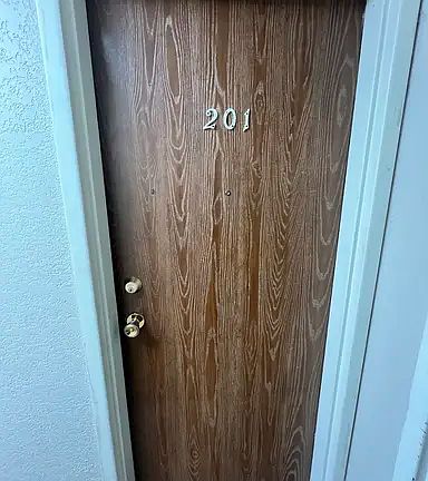 4th image of 3815 54th Ave #201