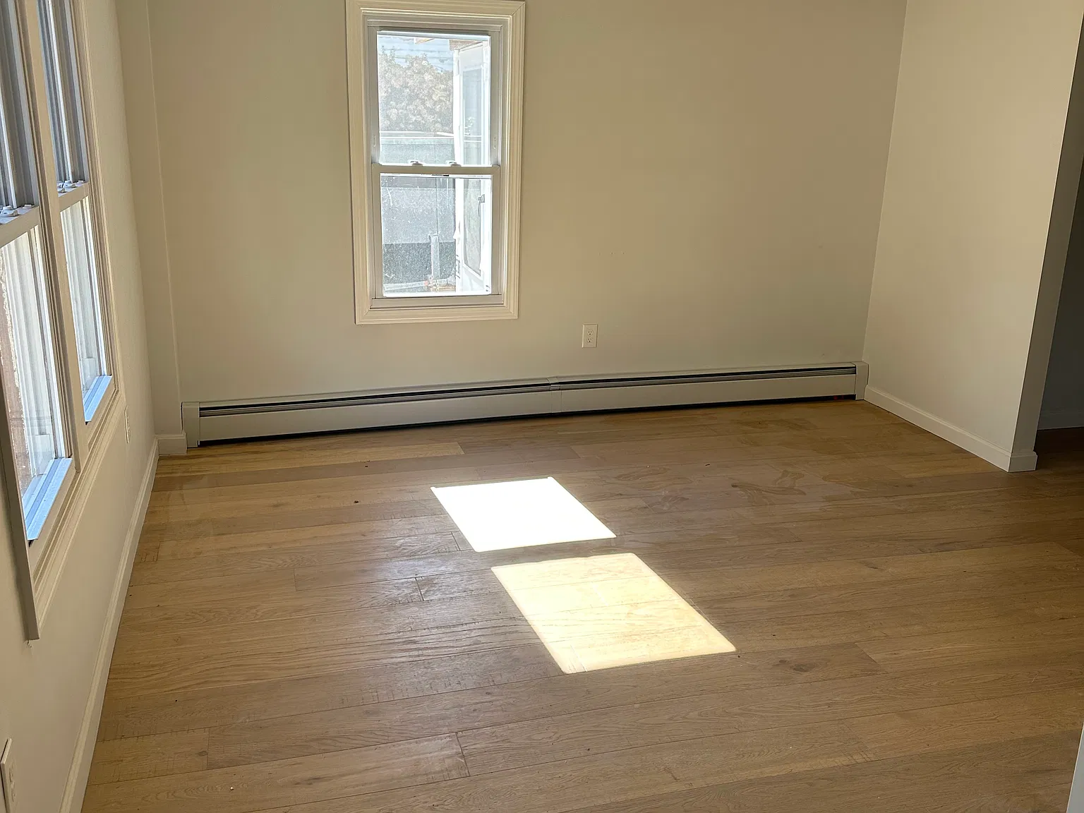 3 bed, 1.5 bath, $2,600 — Photo 4