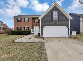 1401 River Trail Dr, Grove City, OH