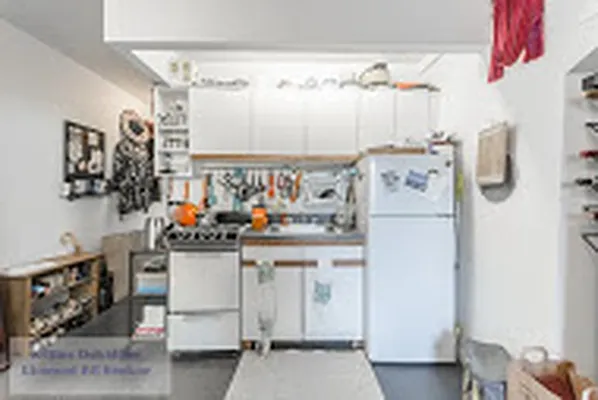 Rented by Adjina Dekidjiev, LREB | media 28