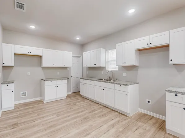 10323 Tamworth Dr, Dallas, TX 75217