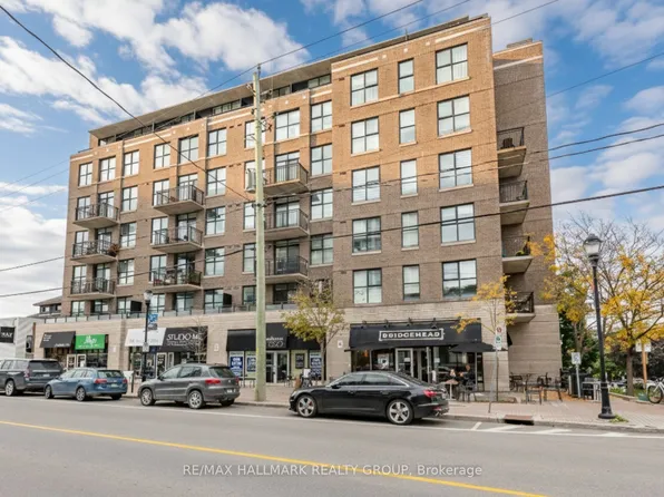 150 Caroline Ave #306, Ottawa, ON K1Y 4X8