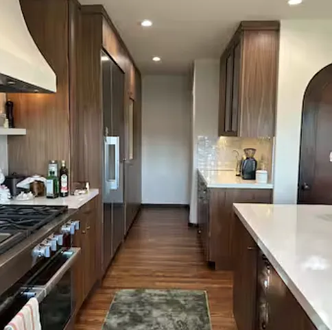 4067 Glenalbyn Dr — Photo 16