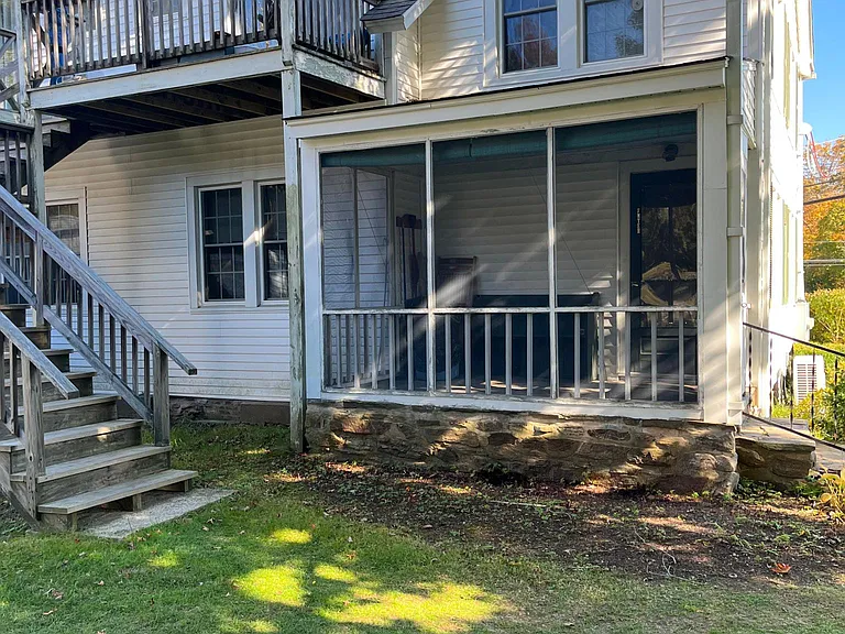 245 Old Colony Rd #1 — Photo 10