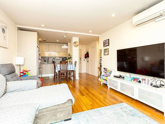 4th image of 8629 Bay Pkwy #4C