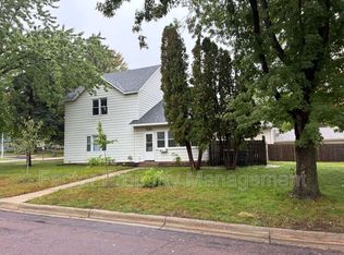 521 Chatham St, Saint Peter, MN 56082