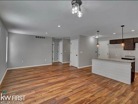 3rd image of 9510 Orchard Lake Dr #1