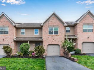 29 Spring View St, Carlisle, PA 17013