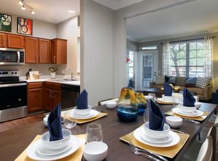 Lenox Village Apartments, Lincoln, NE 68506